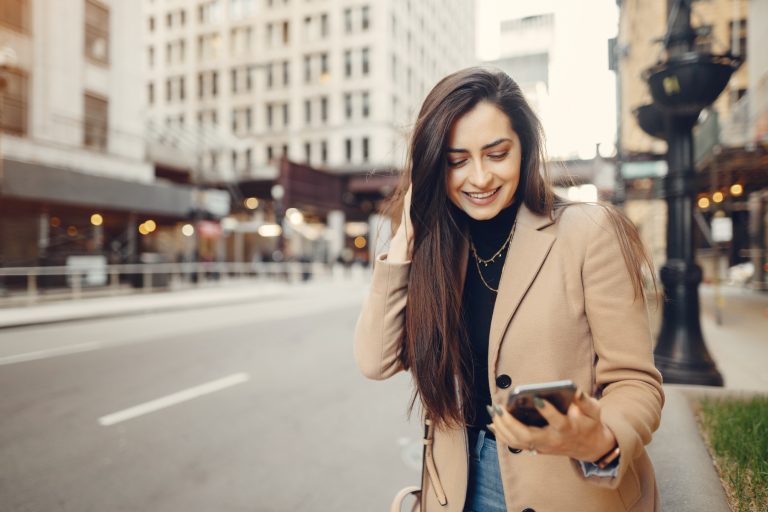 El eCommerce en México vale 941 mil millones de pesos: la comunicación después de la compra marca la diferencia 30 ejemplos de mensajes SMS para clientes: plantillas por industria listas para usar